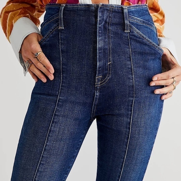 NWT - We The Free Timeless Retro Inspired Flair Denim Jeans - Picture 3 of 4